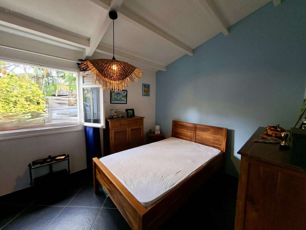 Maison à LES TROIS-ILETS