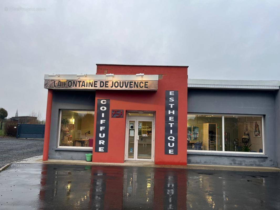 Maison à FONTAINE-AU-PIRE