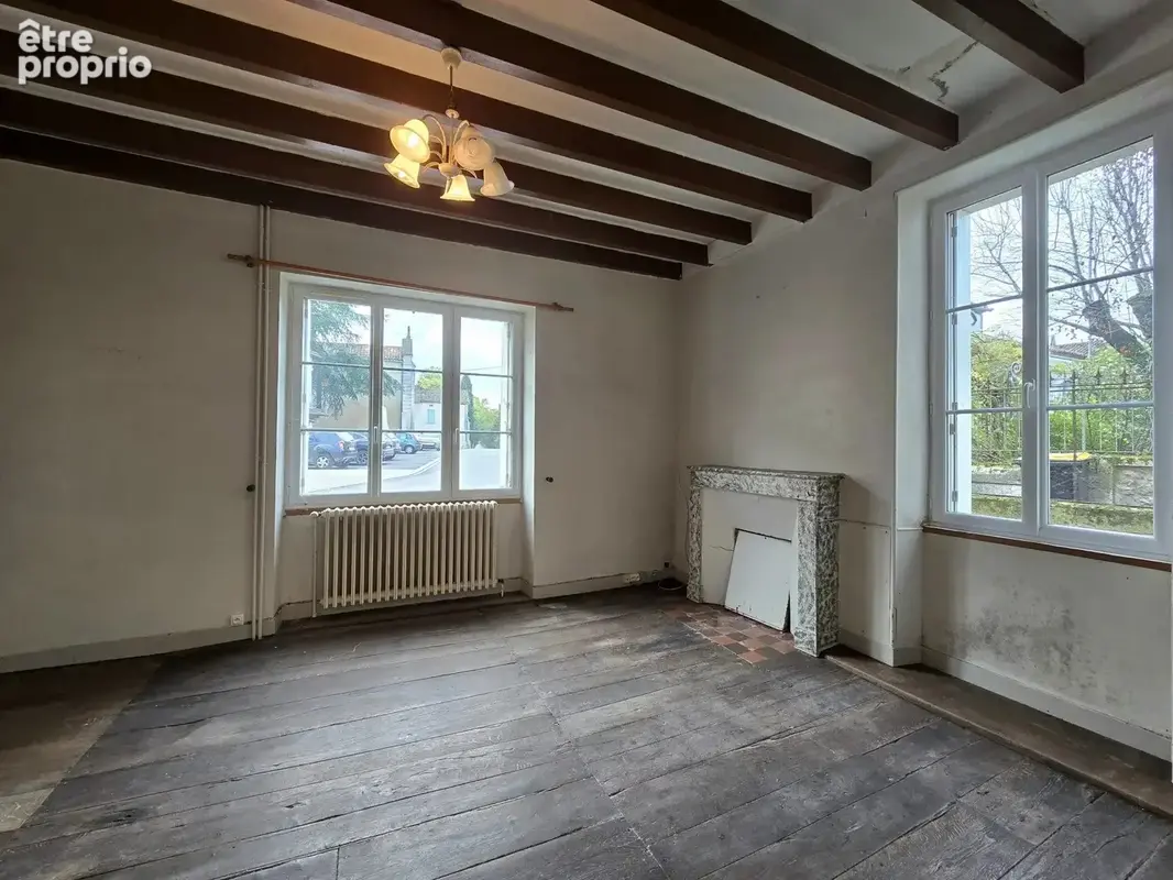 Maison 170 m² à Palluaud  - photo 2