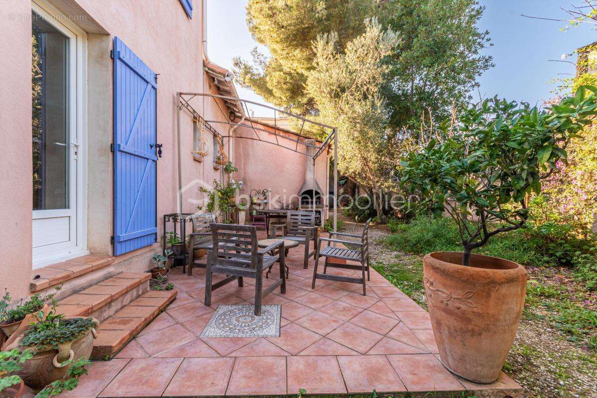 Maison à SIX-FOURS-LES-PLAGES