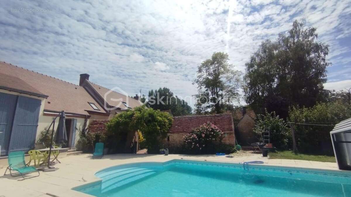 Maison à GERMIGNY-DES-PRES