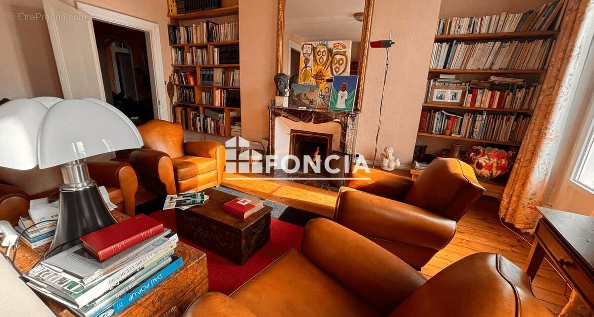 Maison à TONNAY-CHARENTE