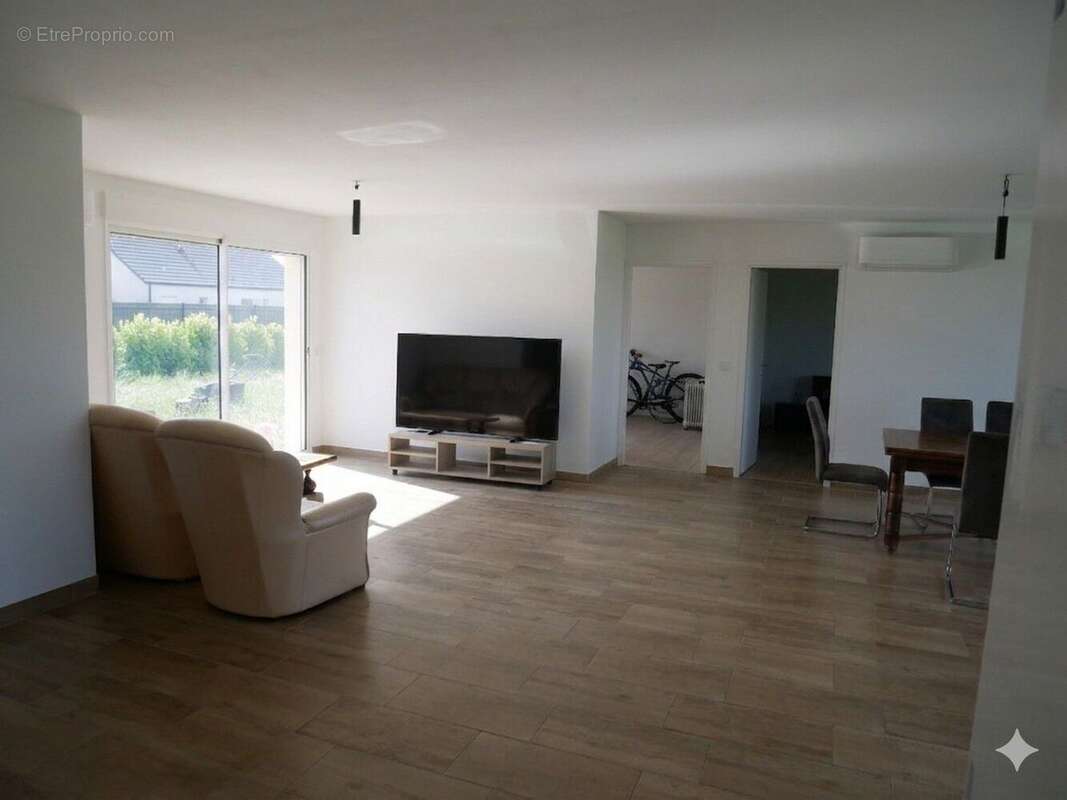Maison 127 m² à Montcresson  - photo 4