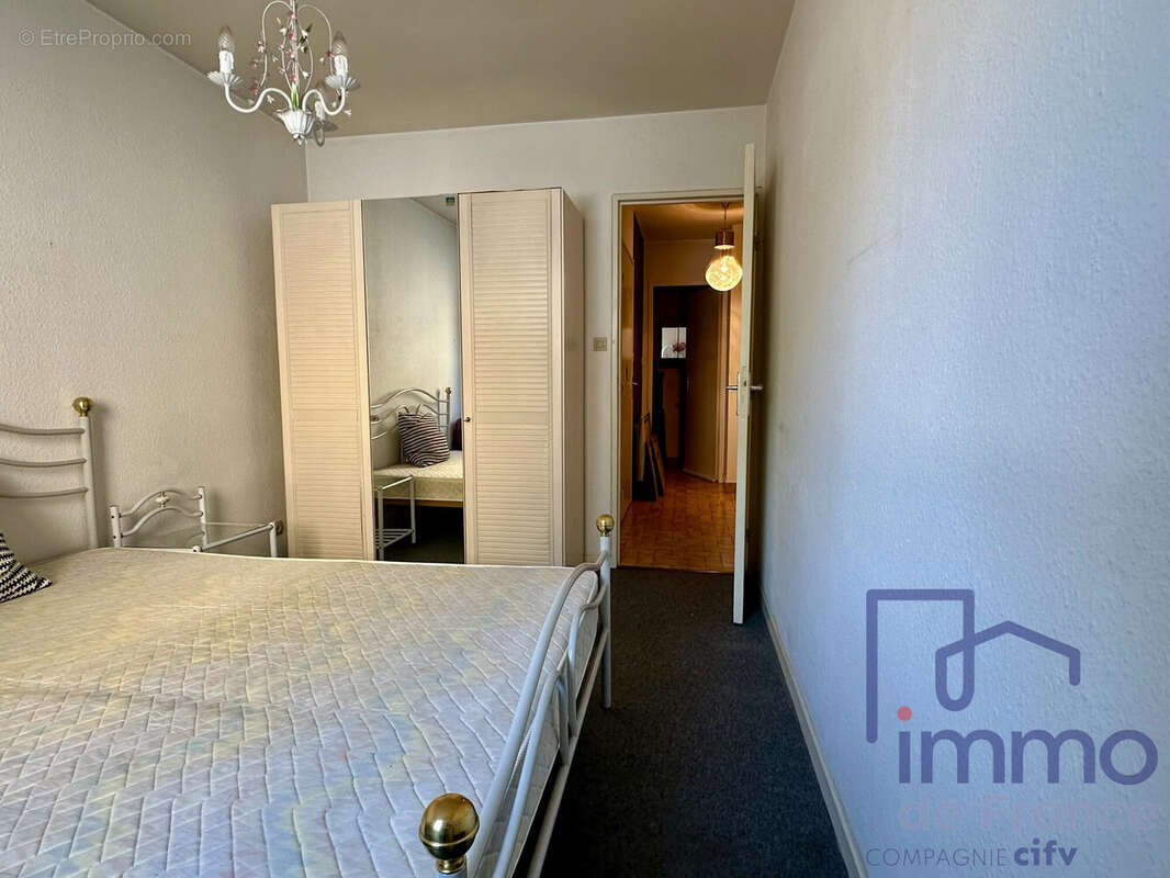 Appartement à SAINT-ETIENNE