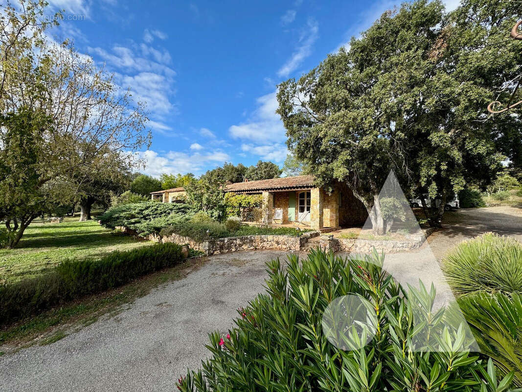 Maison à MOISSAC-BELLEVUE
