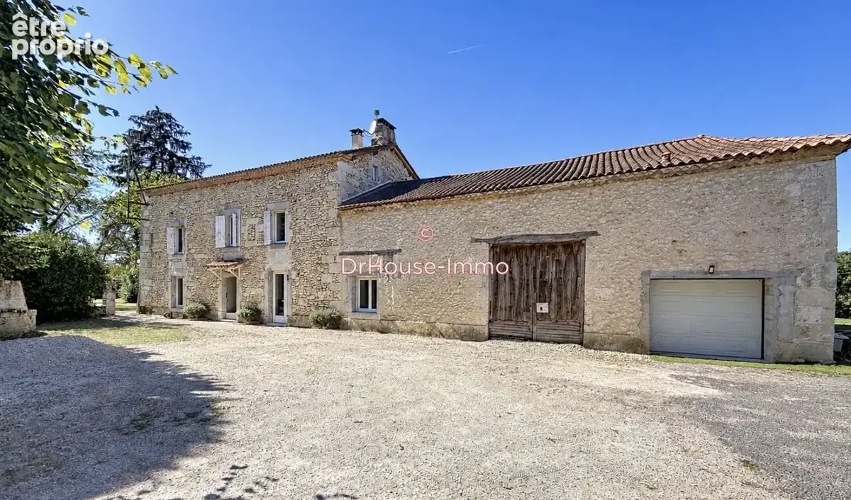 Maison 7 pièces 240 m² à vendre à Neuvic (24190) - photo 3