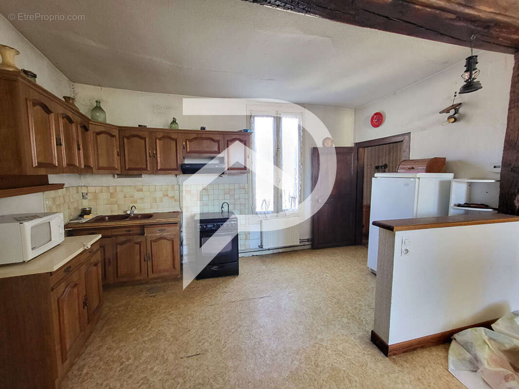 Maison à BAR-SUR-AUBE