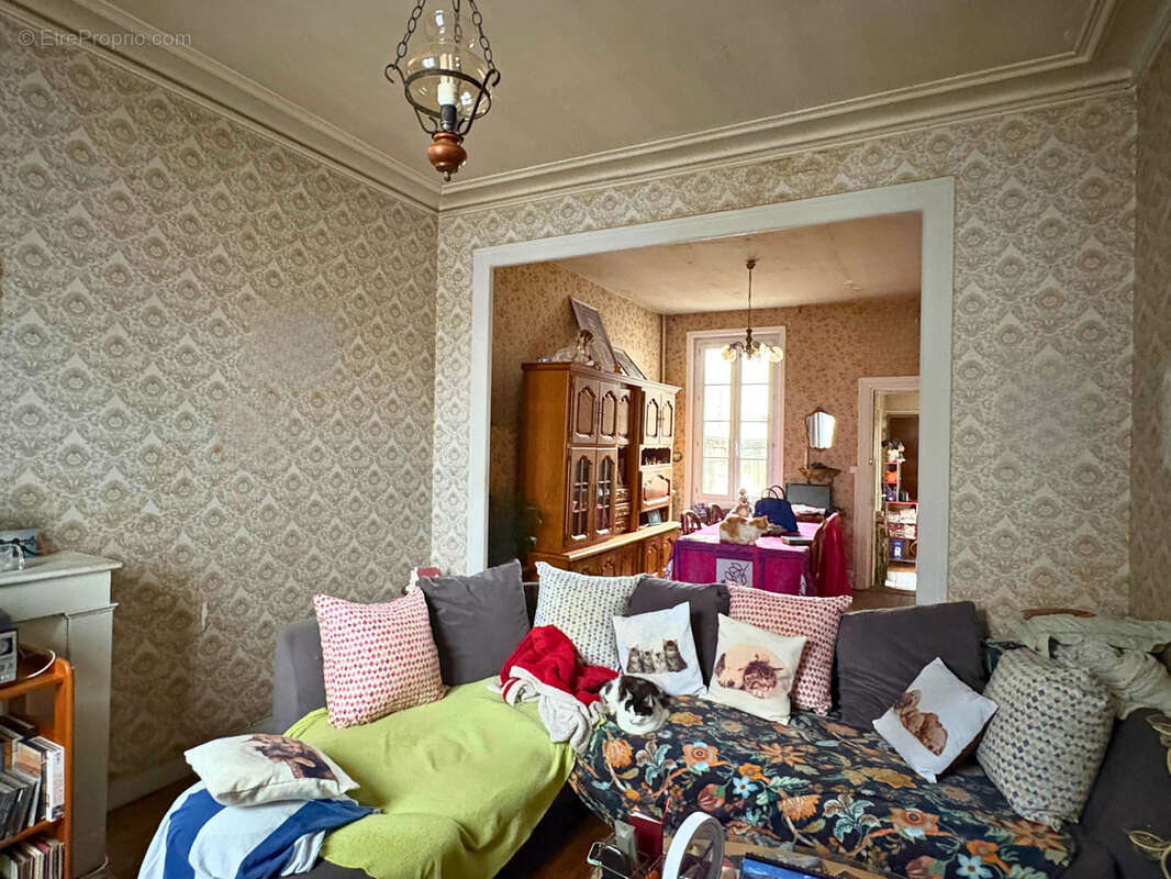 Maison à COGNAC