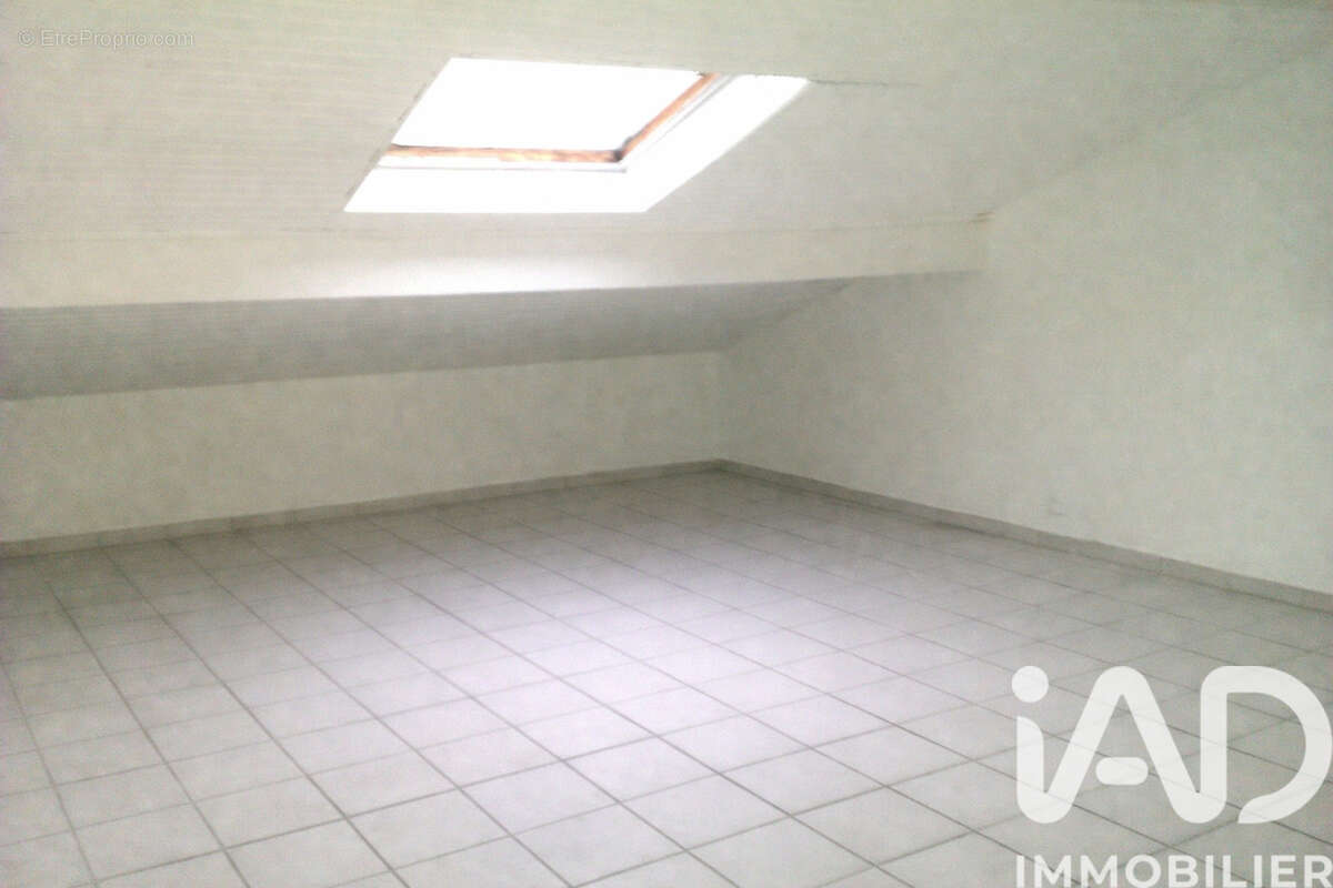 Appartement 172 m² à Montreuil  - photo 2