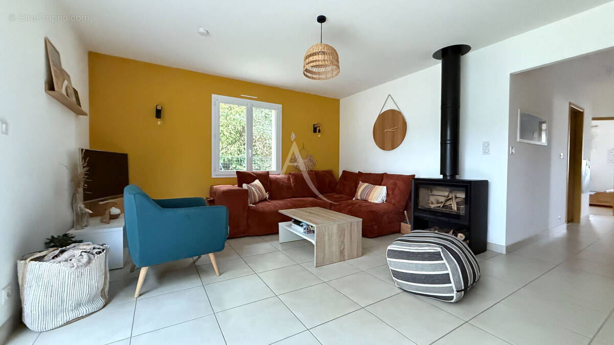 Maison à DOMPIERRE-SUR-YON