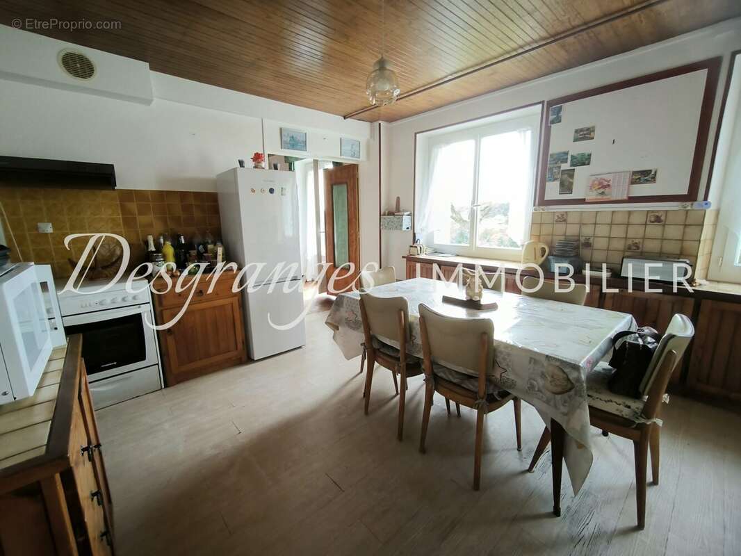 Maison à SAINT-JEAN-DE-COLE