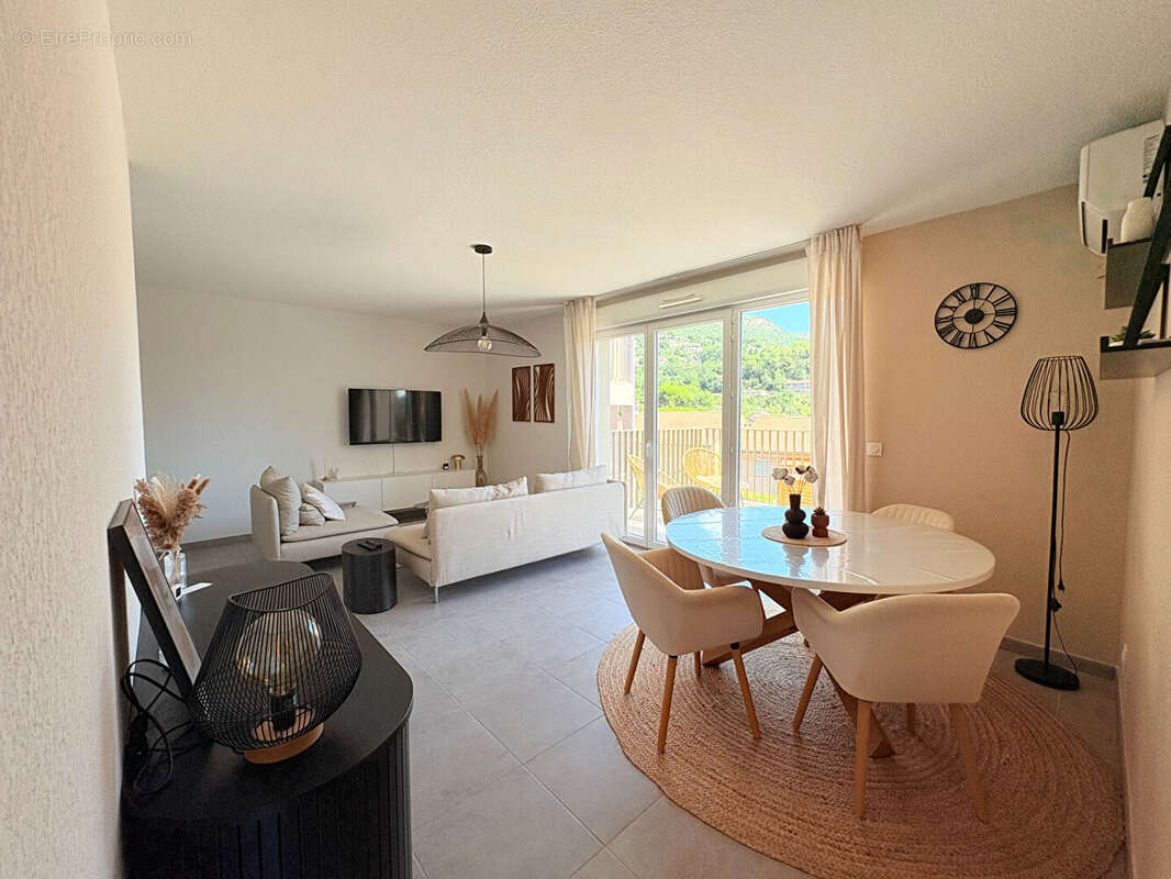 Appartement à VENCE