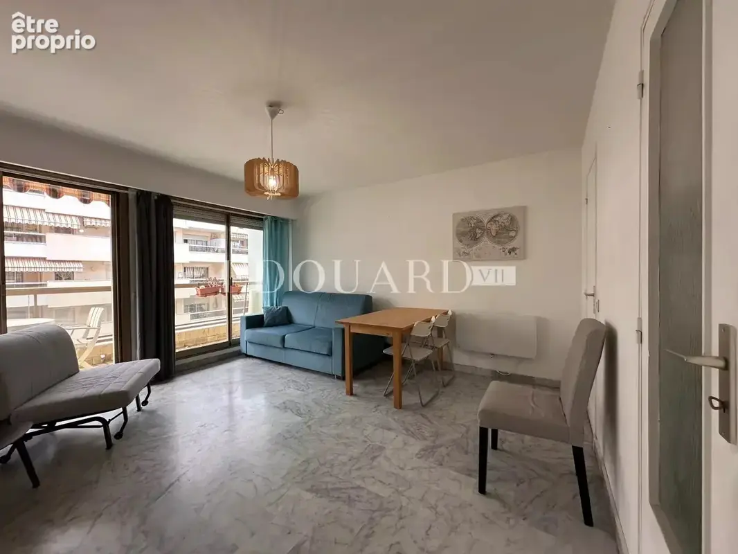 En exclusivité studio avec balcon, au quatrième étage d'un immeuble de standing avec conciergerie - photo 3