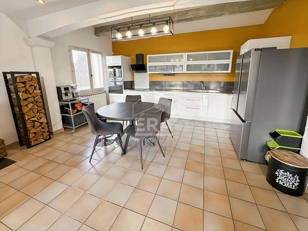 Maison à LES PENNES-MIRABEAU