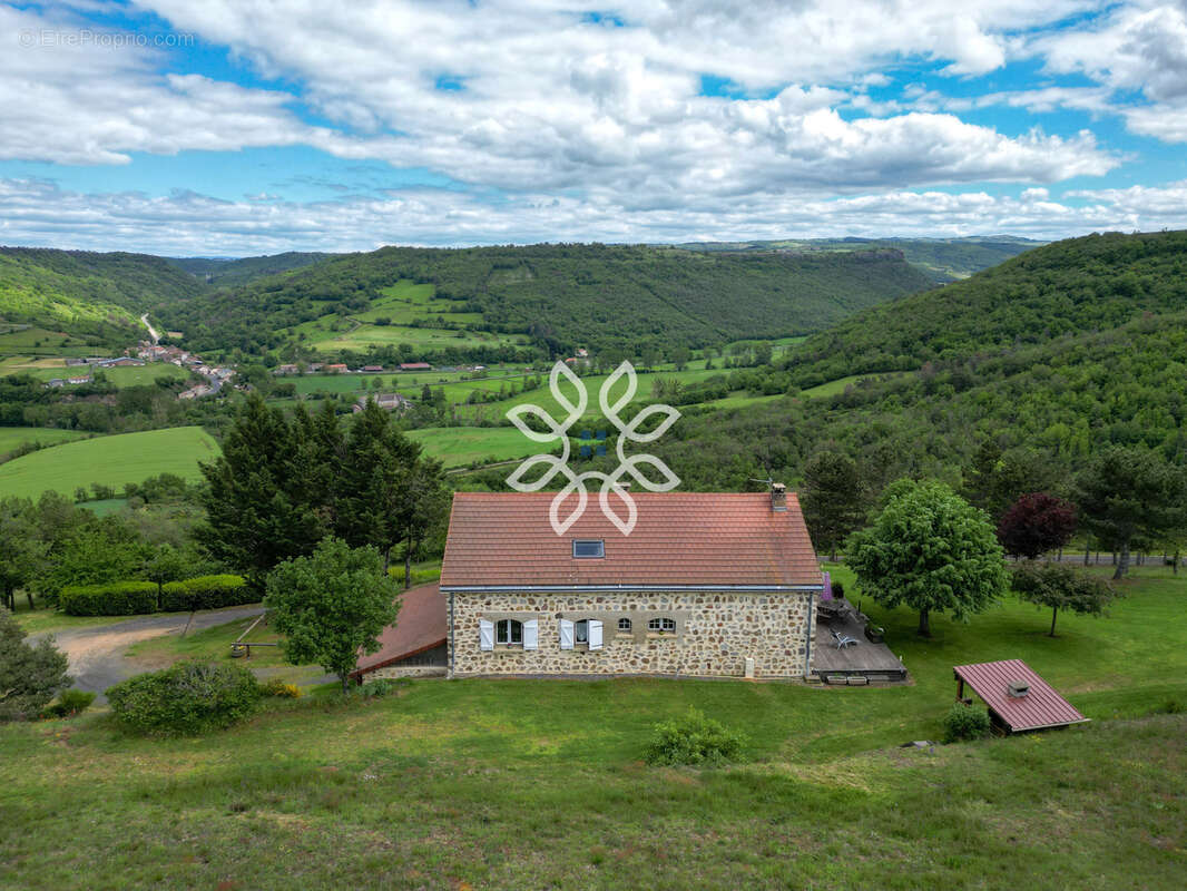 Maison à BLESLE