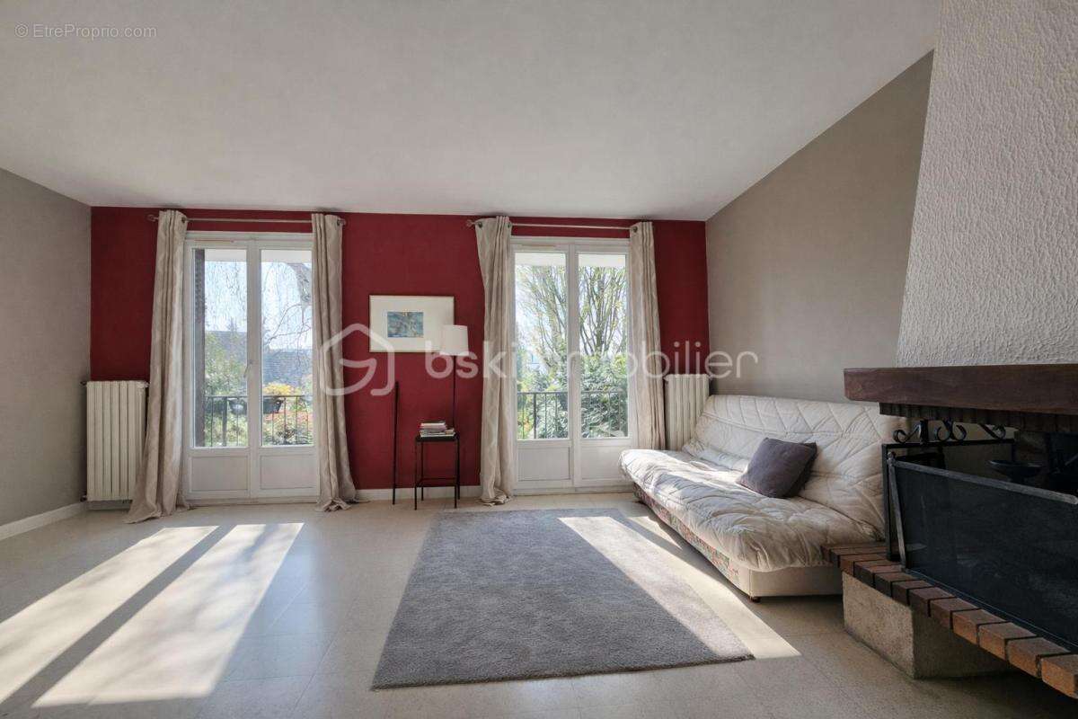 Maison à AULNAY-SOUS-BOIS