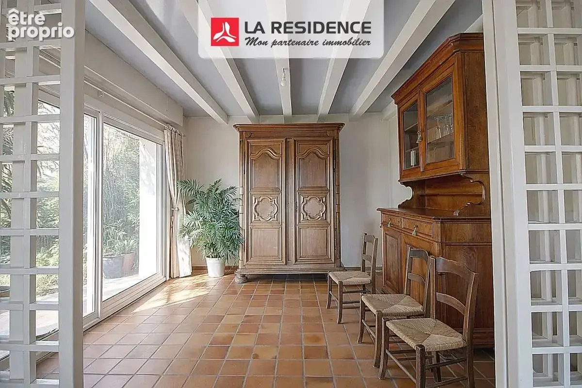 Maison 15 pièces 266 m² à vendre à Orgeval (78630) - photo 2