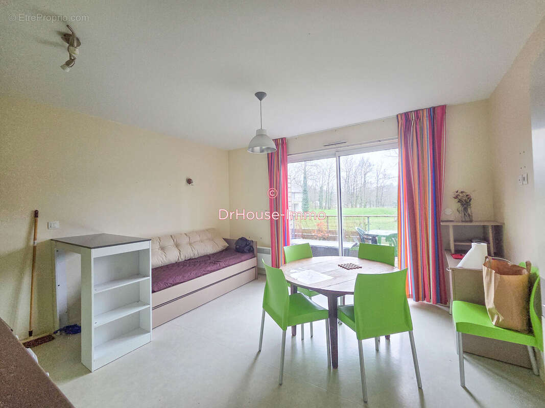 Appartement à CHAVEIGNES
