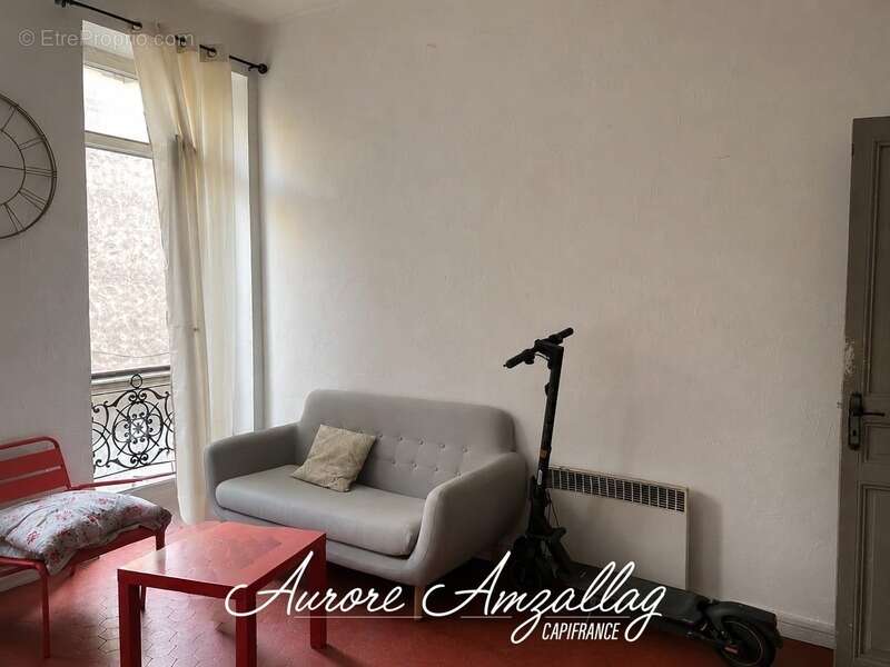 Appartement à MARSEILLE-3E