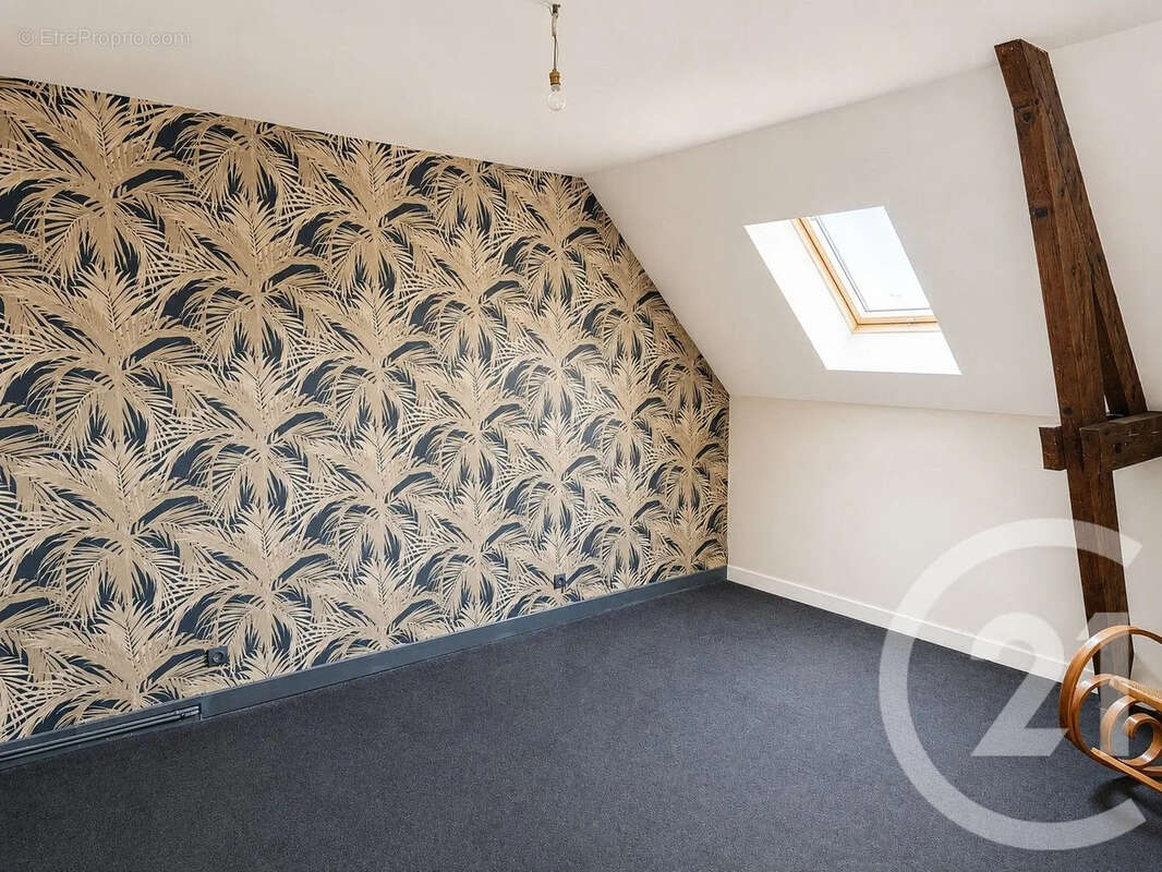Maison 150 m² à Peronne  - photo 4