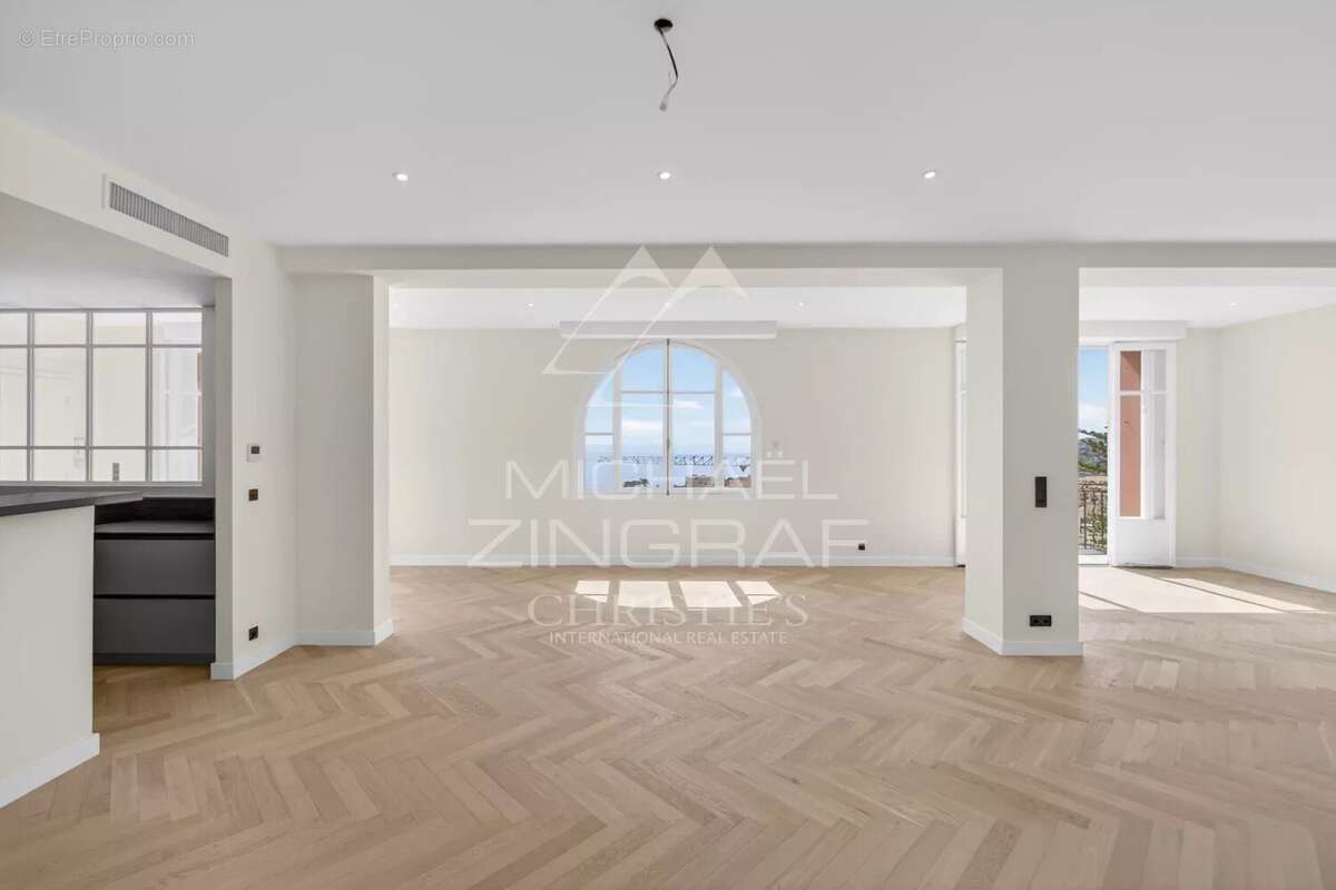 Appartement à BEAULIEU-SUR-MER
