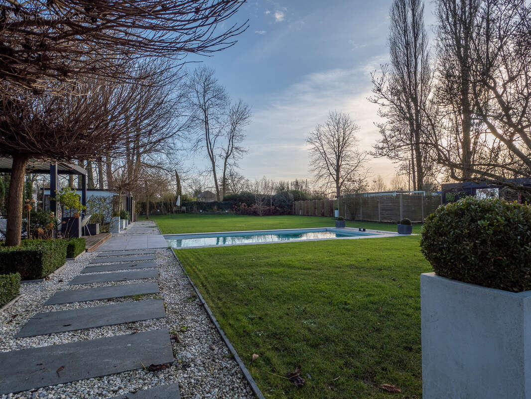 Maison à TILLOY-LEZ-MARCHIENNES