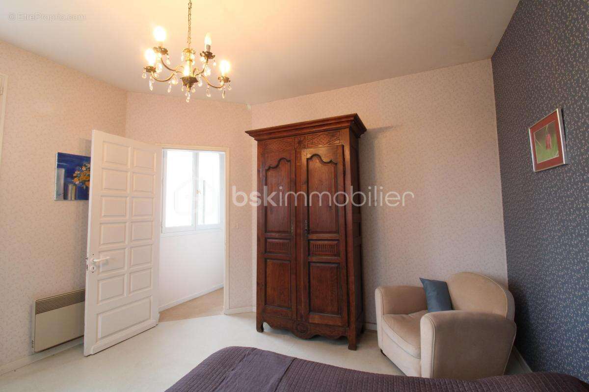 Maison à EUGENIE-LES-BAINS