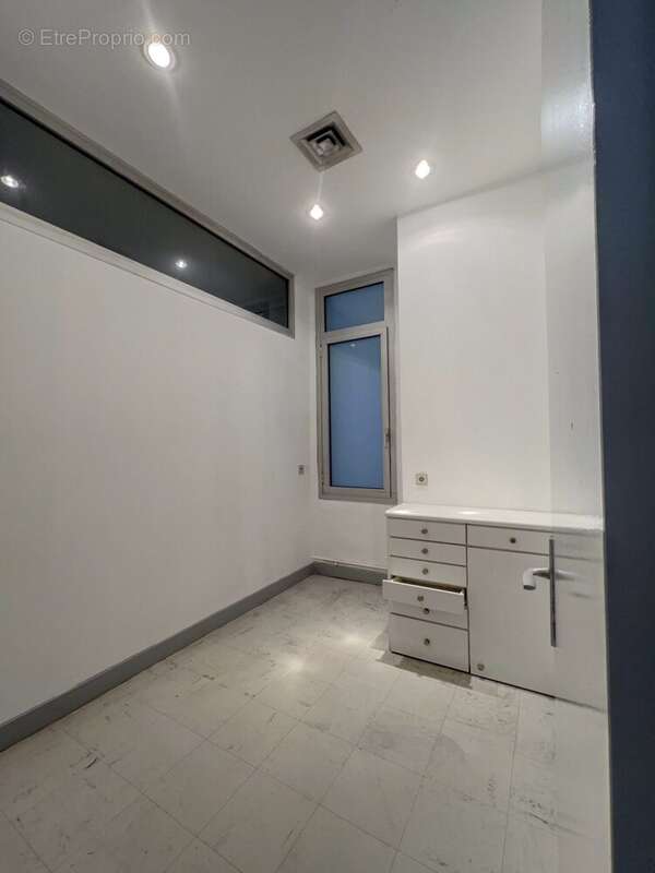 Appartement à MARSEILLE-1E