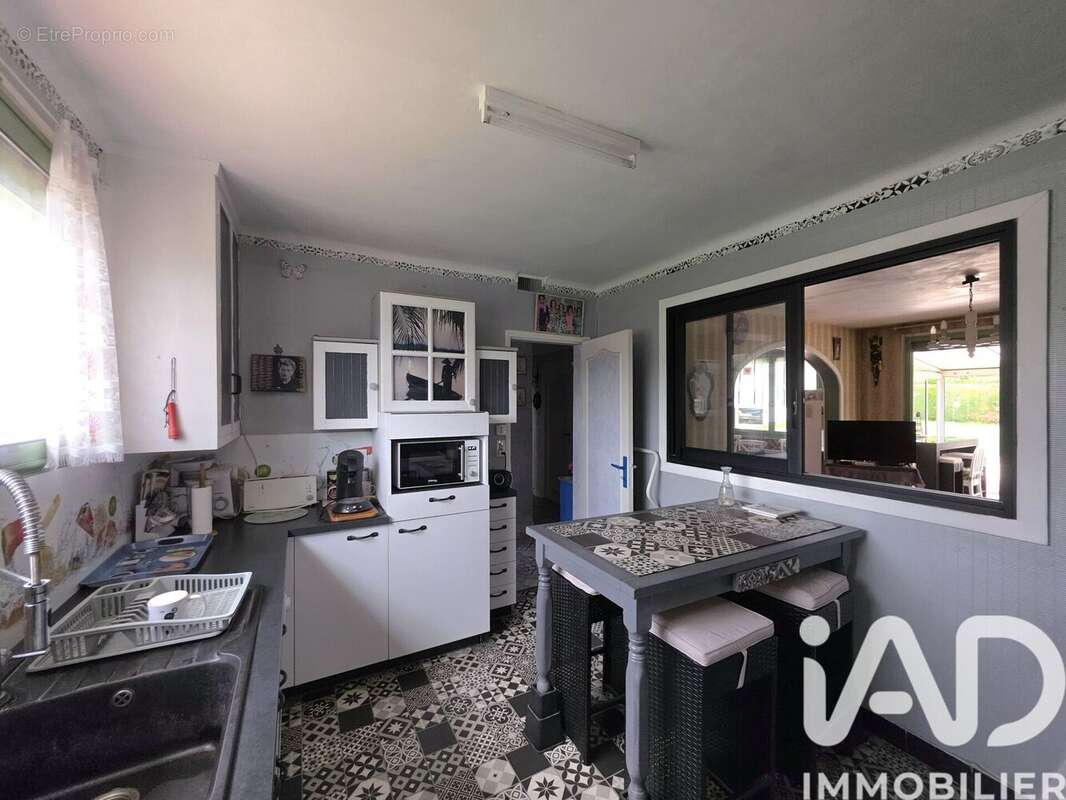 Maison 81 m² à Lavergne  - photo 5
