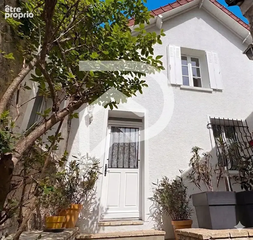 Maison à L'ETANG-LA-VILLE