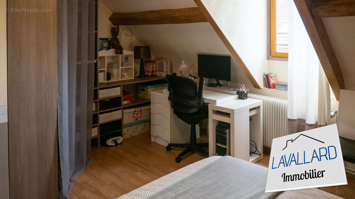 Maison à VILLERS-BRETONNEUX