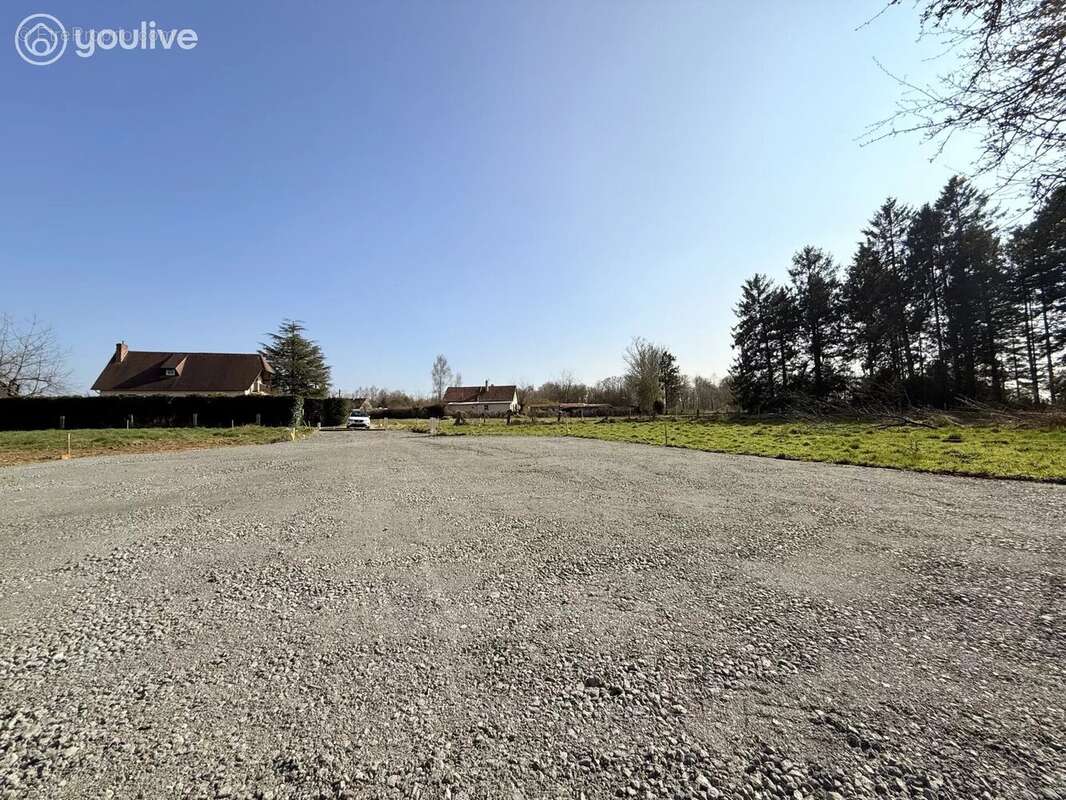 Terrain à YERVILLE