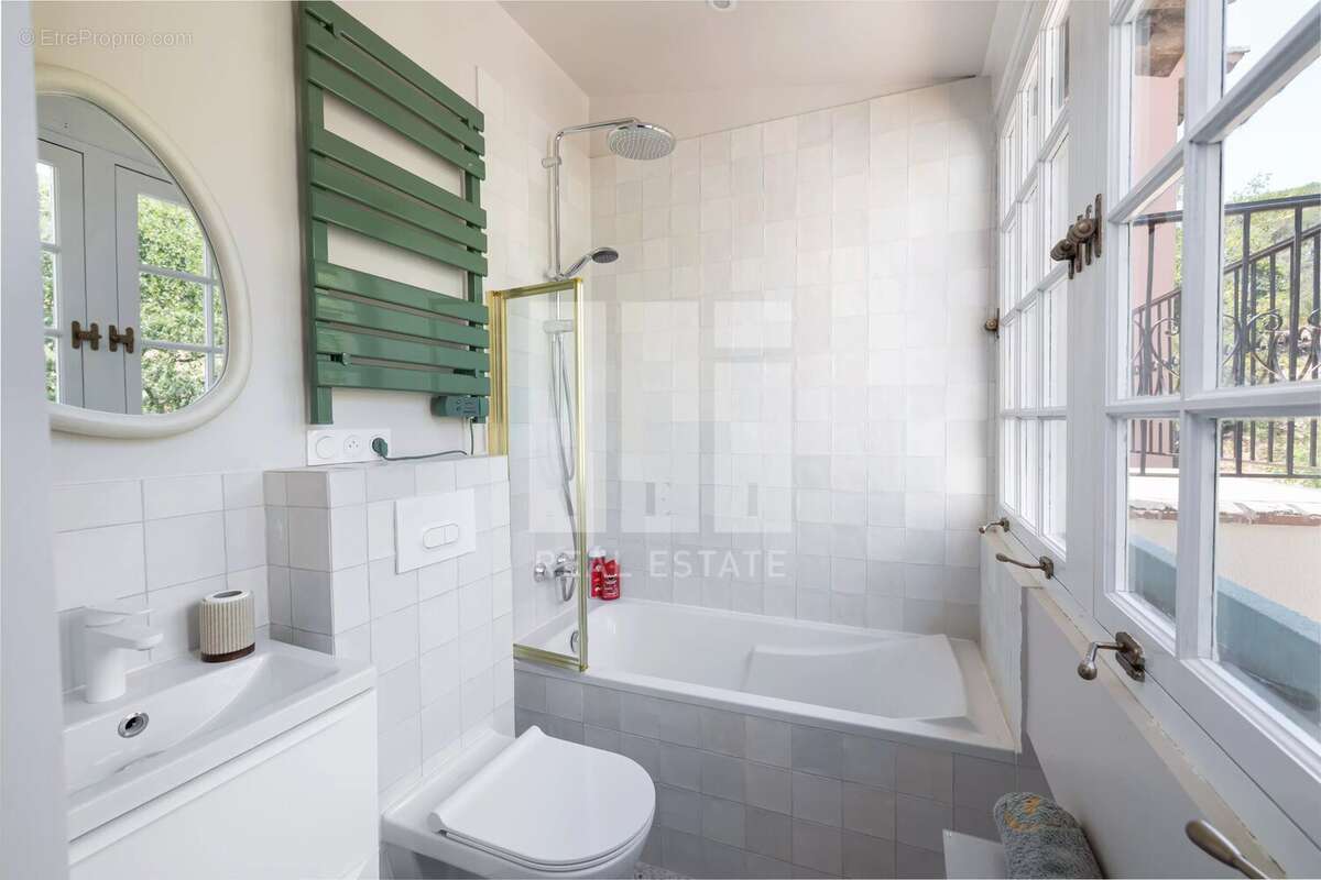 Cannes - domaine ferme a 10 mins des plages - ravissante maison provencale entierement renovee avec acces direct au parc de la c - photo 14