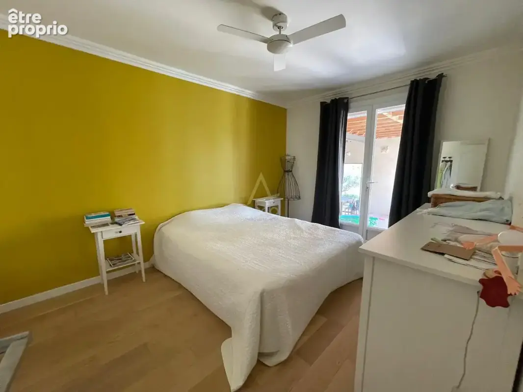 Villa 160m² habitables 4 chambres 2 bureaux 2 garages piscine sur 3000m² de terrain - photo 5