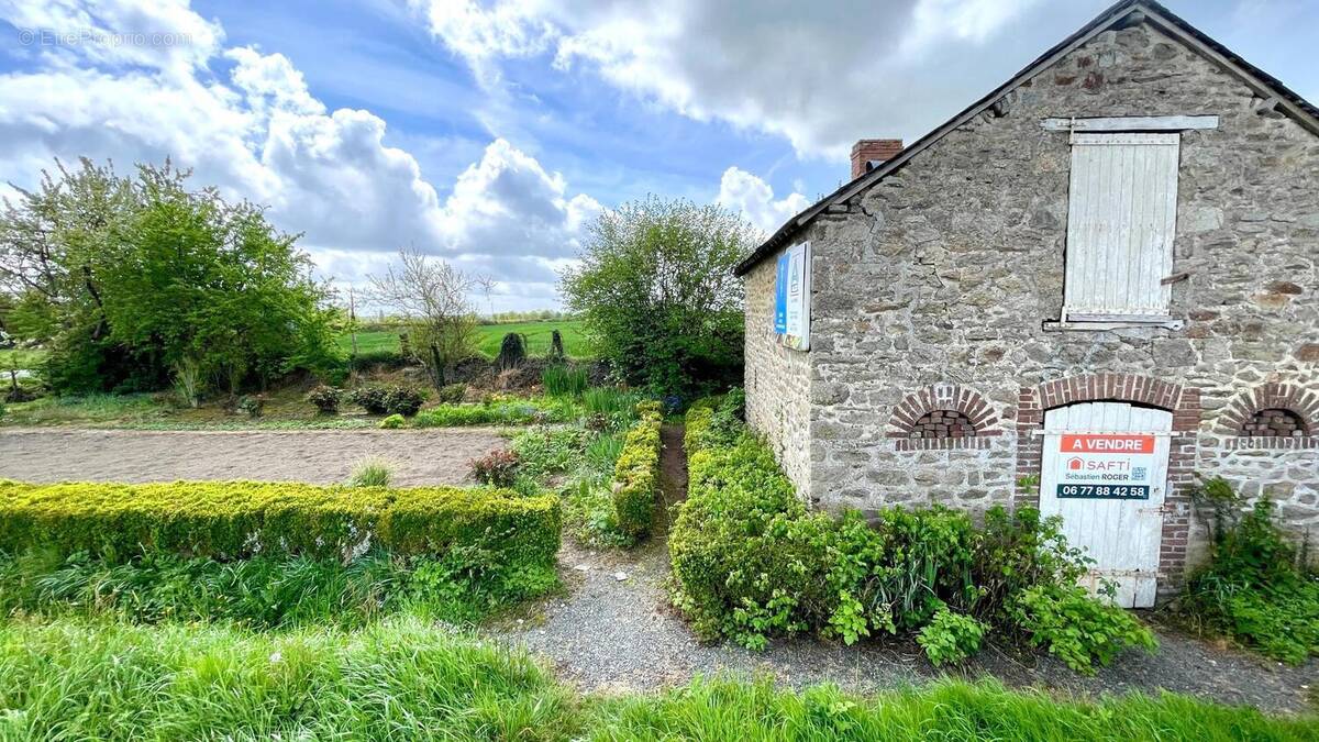 Photo 1 - Terrain à ARON