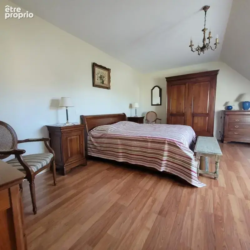 Maison à vendre 8 pièces SAINT AVE 56890 Morbihan Bretagne Sud - photo 16