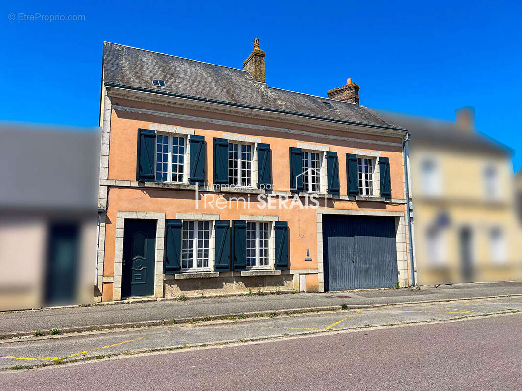 Maison de ville- Axe Alençon/ Mortagne-au-Perche - photo 4