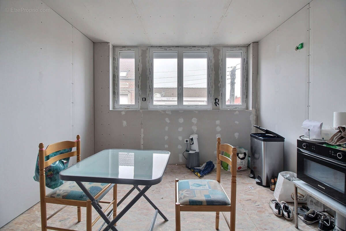 Maison à SAINT-AMAND-LES-EAUX