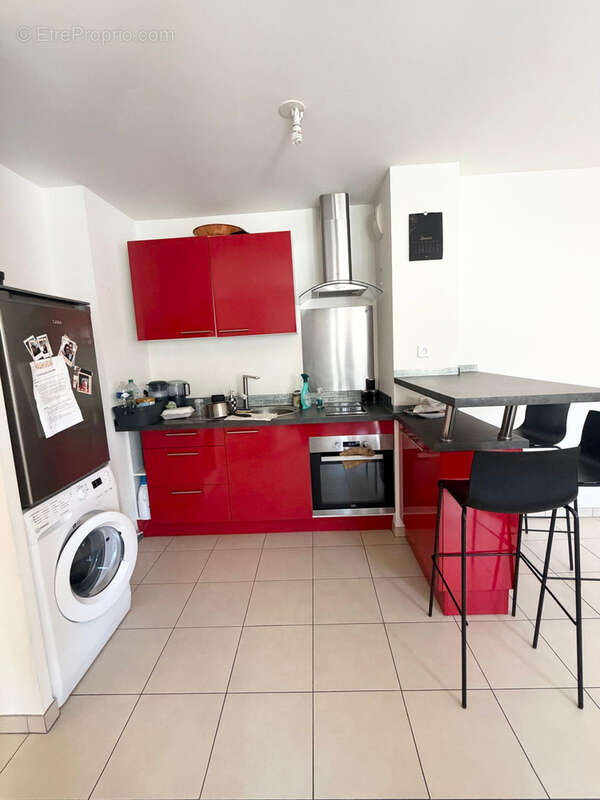 Appartement à SAINT-LAURENT-DU-VAR