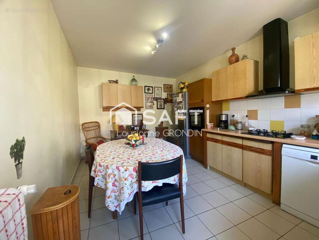 Photo 9 - Maison à SAINT-JEAN-D'ANGELY