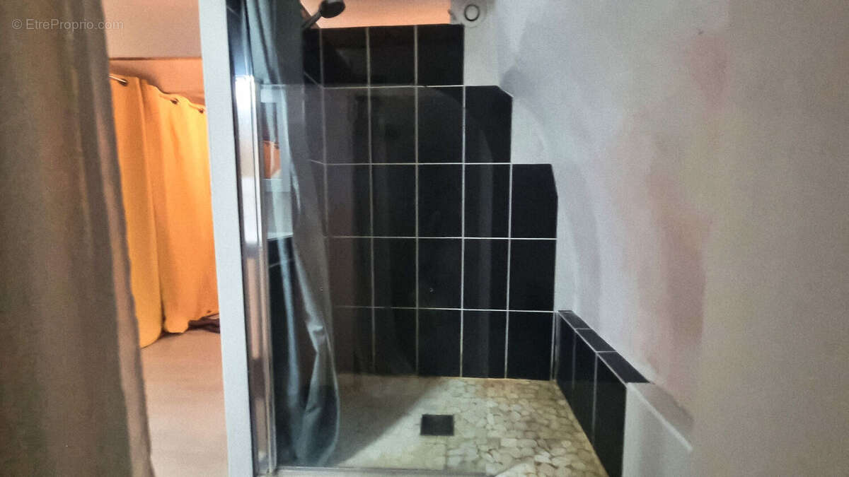 Appartement Salon  de Provence T1 vendu loué - photo 6