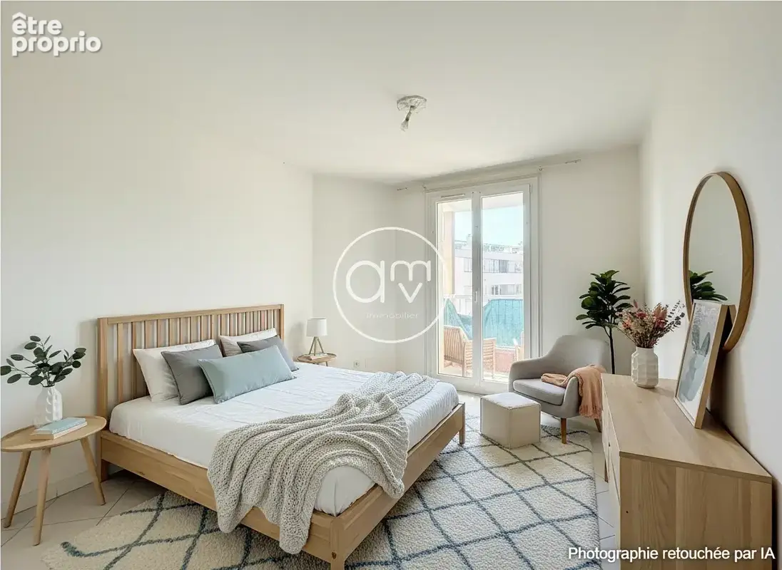 Hyères gare   t2 de 57 m2 avec balcon - residence avec ascenseur - photo 5