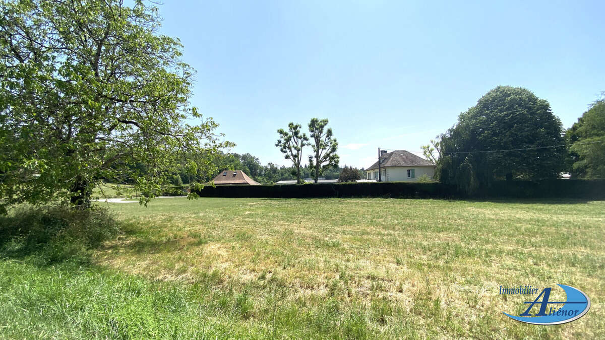 Terrain plat constructible de 1354m², 24300 Saint-Front-la-Rivière - photo 4