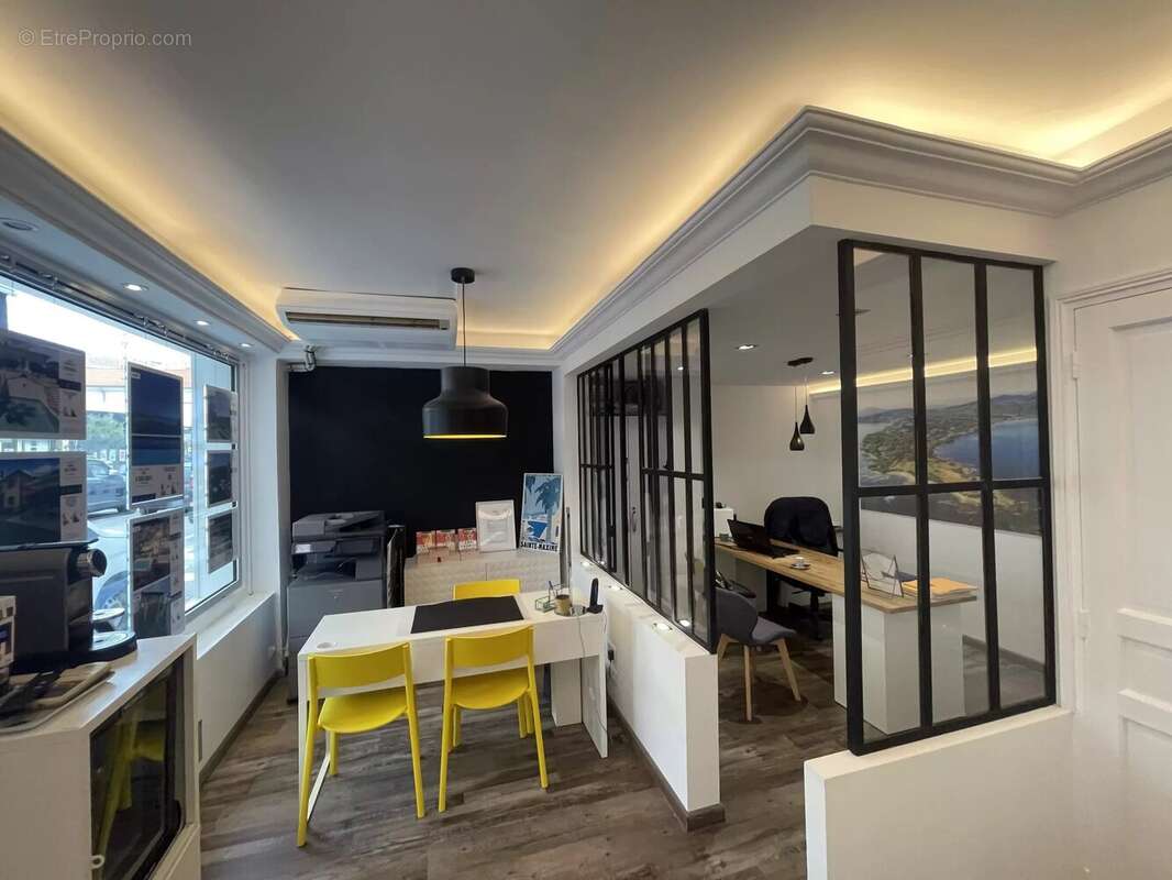 Commerce à SAINTE-MAXIME