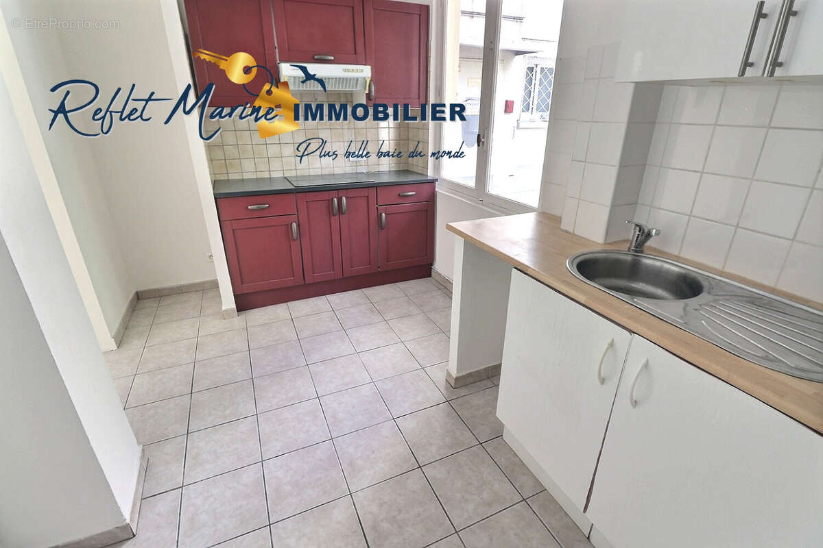 Appartement à SIX-FOURS-LES-PLAGES