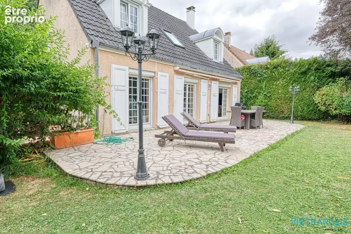Maison à SAINT-BRICE-SOUS-FORET