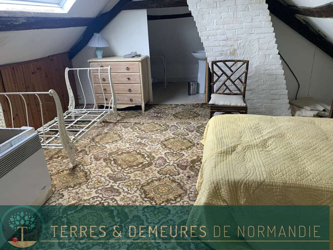 Maison à PONT-L'EVEQUE