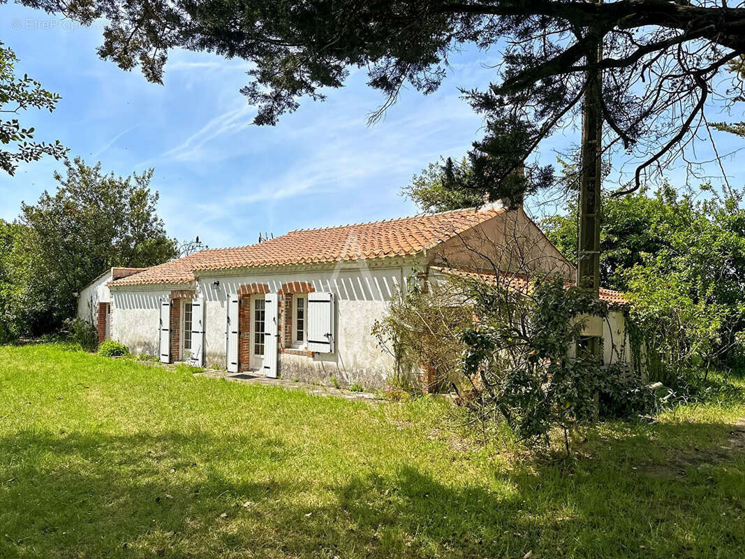 Maison à LE PERRIER