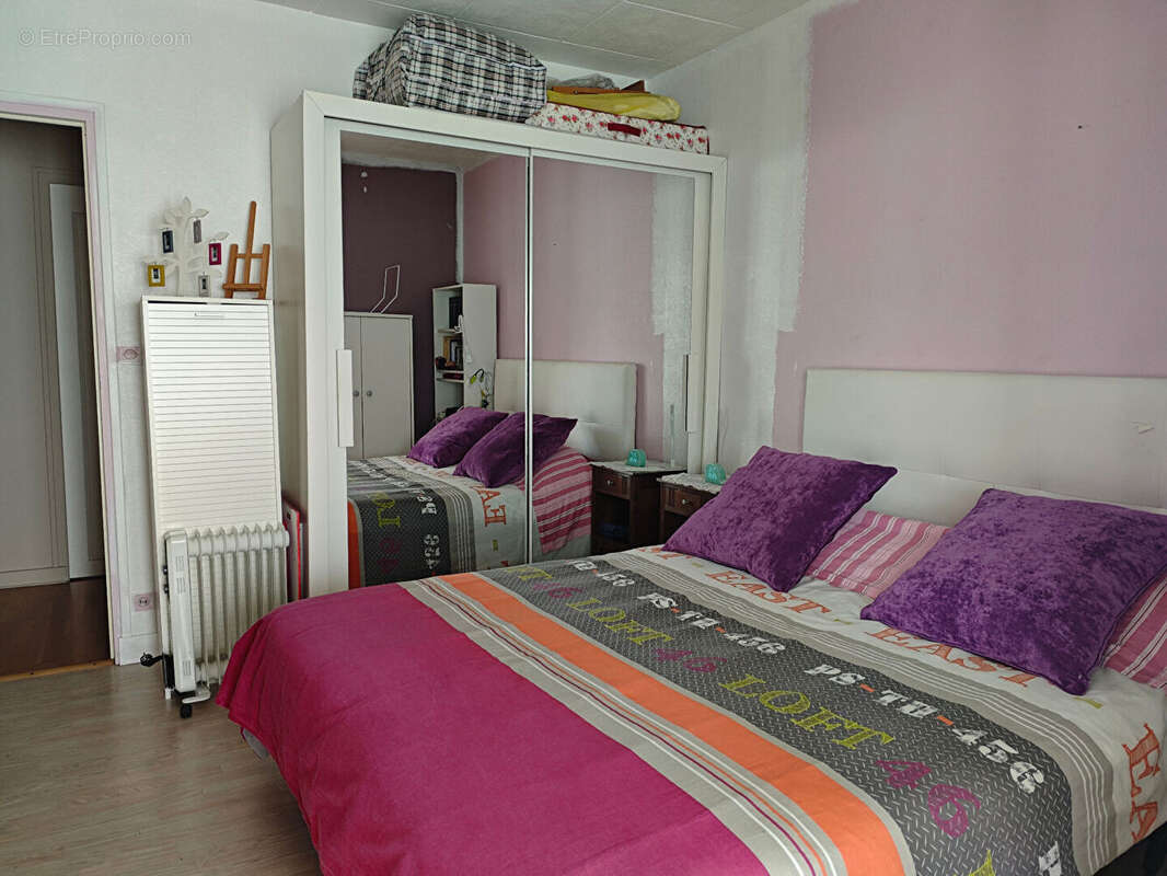 Maison à TONNAY-CHARENTE