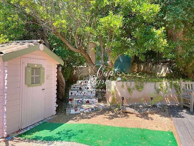 Maison à RAYOL-CANADEL-SUR-MER